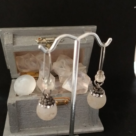 Beautiful handmade geode Crystal dangles - Picture 2 of 3